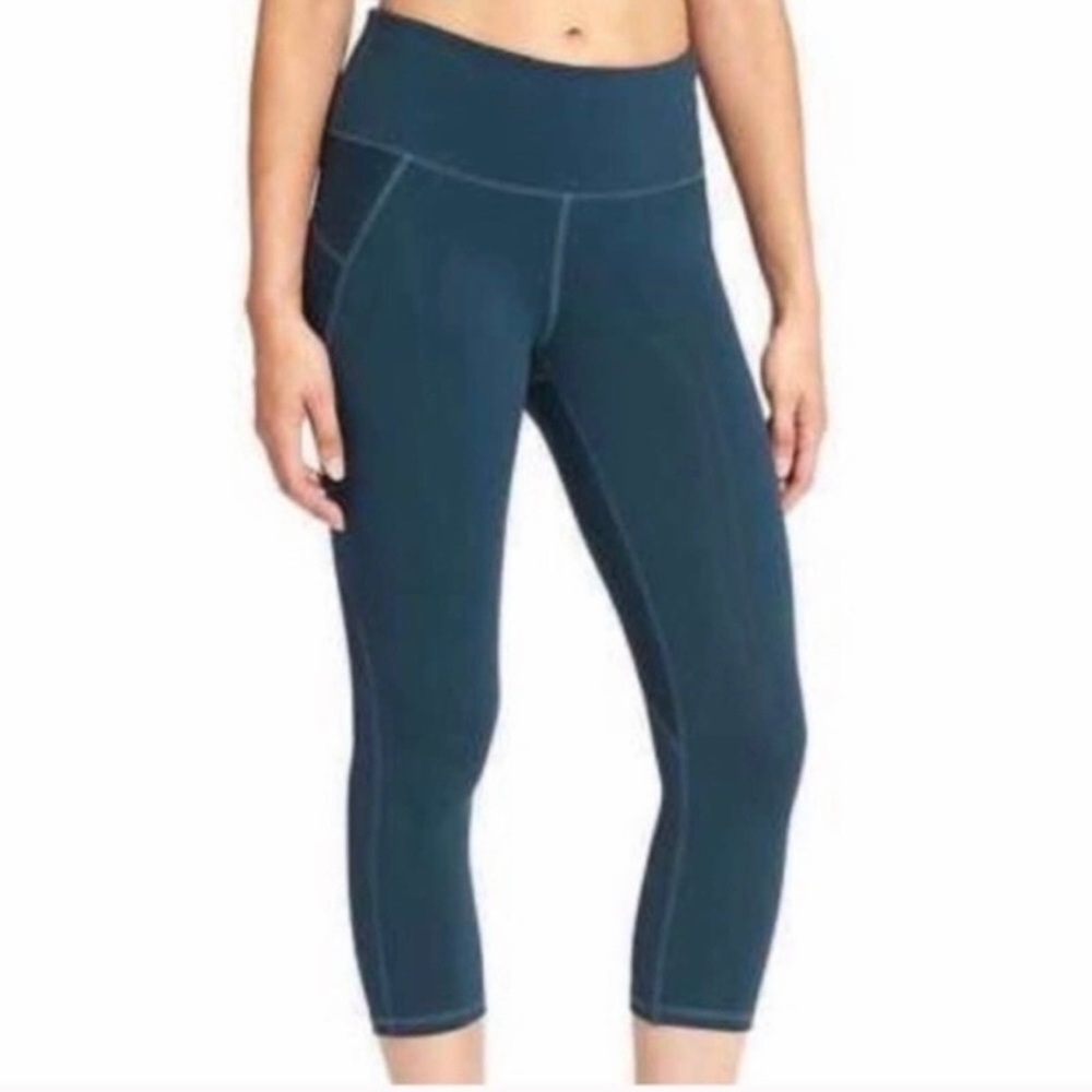 ATHLETA STEALTH CAPRI LEGGINGS IN ABYSS (DARK TEAL) Sz Small Tall EUC